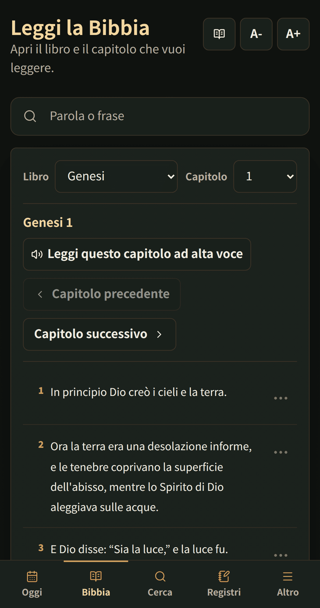 Lettore della Bibbia che mostra un capitolo con controlli di lettura chiari.